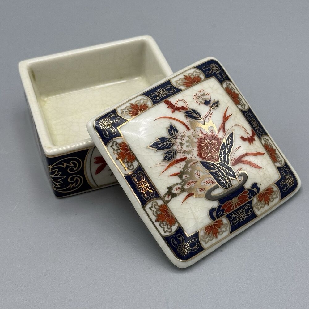 Vtg IMARI Ware Japanese Floral Square Trinket Jewelry Box Porcelain 2.75" READ